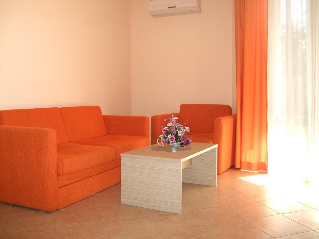 Aparthotel Royal Sun Sunny Beach Esterno foto